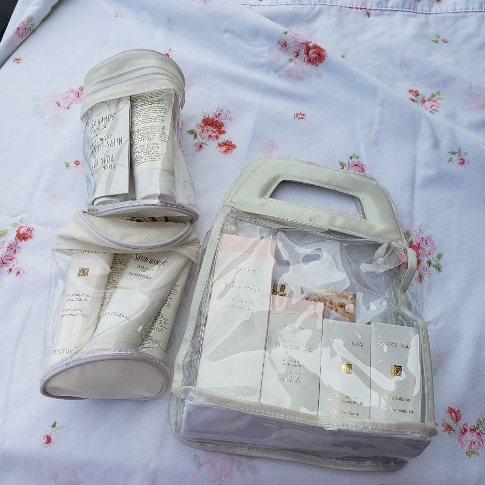 Mary Kay Satin Hands Pampering Set - Cream